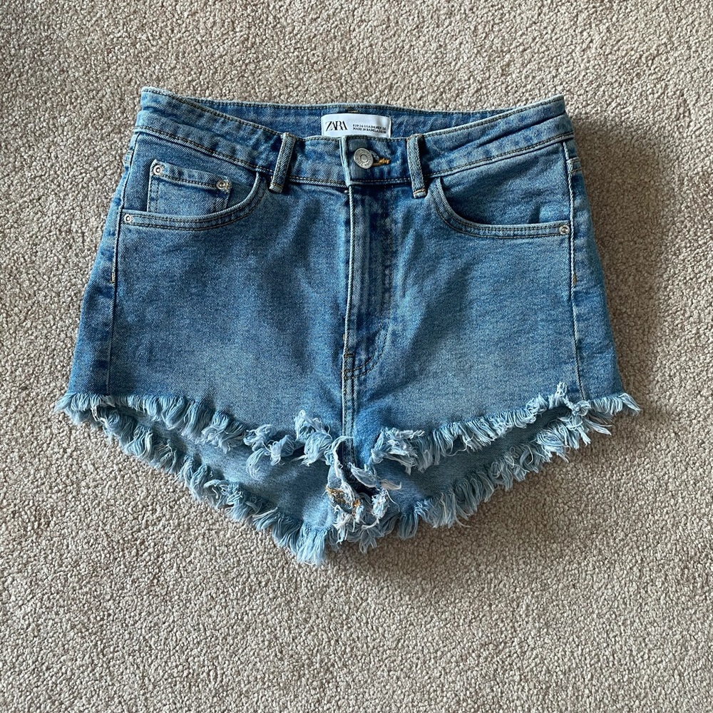 Zara denim shorts!!